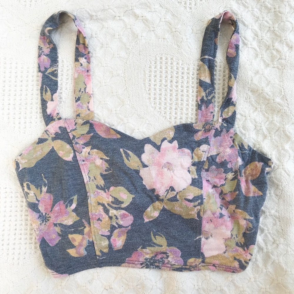 Grey floral crop top